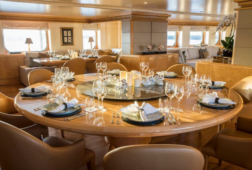 Komodo Sailing Trip, 5 Reasons to Host A Birthday On A Boat
