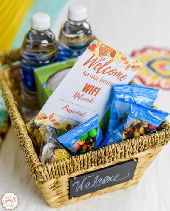 Give Guests Some Light Munch on Arrival